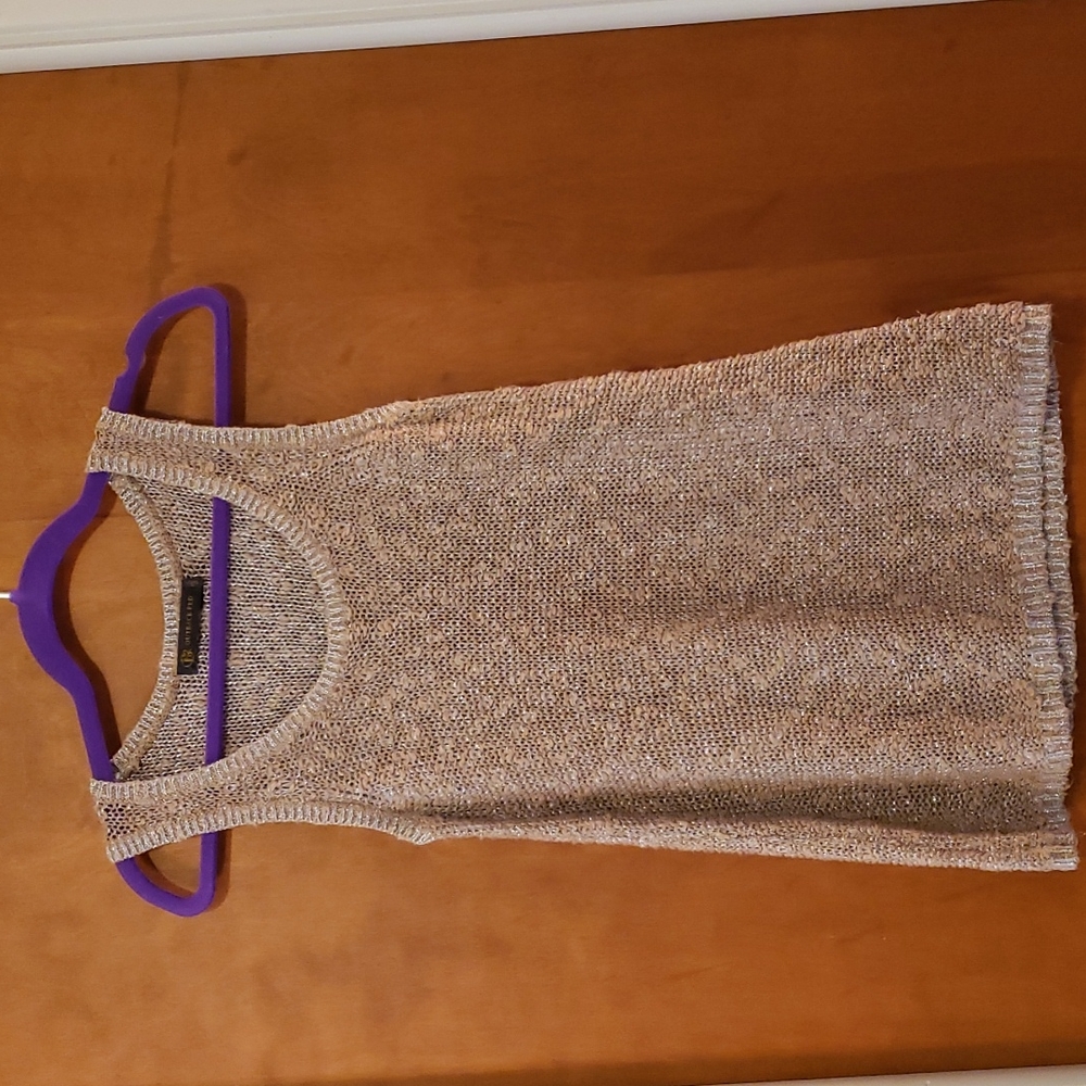 Outback Red Sleeveless Sweater S